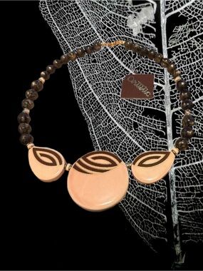 Vintage Artistic Elegant Ceramic& Glass Bead Necklace